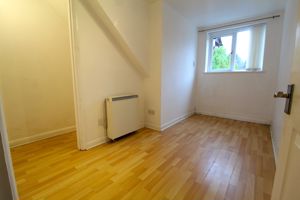 Bedroom- click for photo gallery